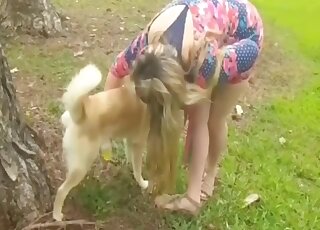 Sexy dog cums in a blonde's small mouth in close-up