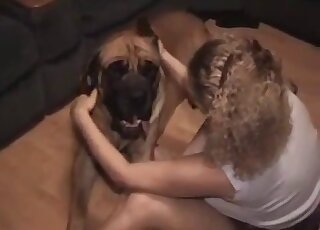 Light haired babe tongued by her favorite mutt