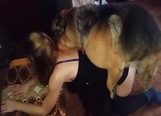 Sexy bleached lady likes filthy fuck with her dog