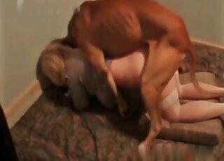 Short-haired MILF fucked by a hung dog